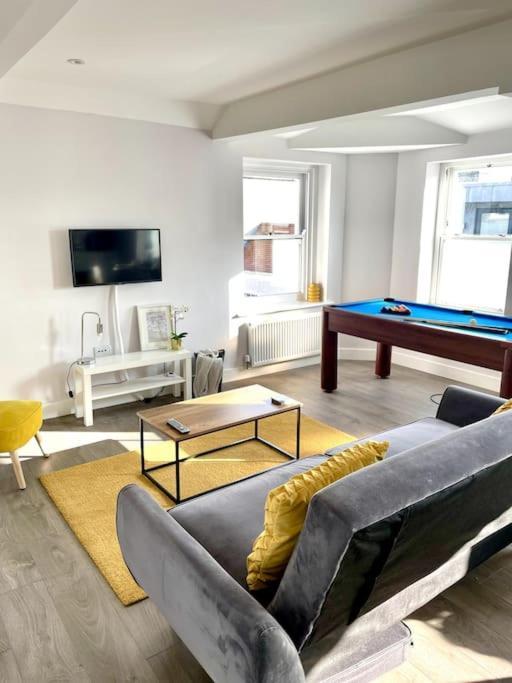 Royal Harbour Retreat Sea Views & Pool Table Ramsgate Exterior photo